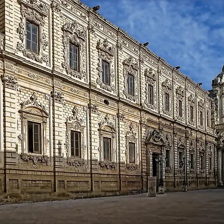 Locazione Turistica Regina Maria Bed and breakfast 4*